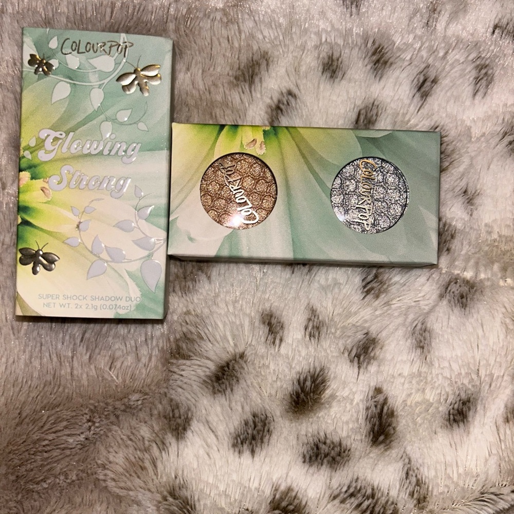 Colourpop Glowing Strong Eyeshadow Duo